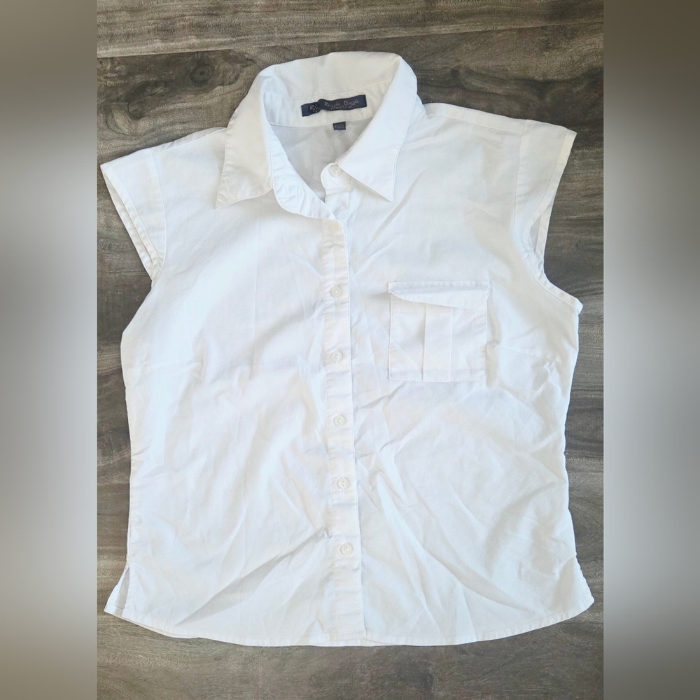 White Sleeveless Blouse